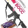 Деревянная винтовка-резинкострел М4 со стрельбой очередями, выдвижным прикладом и макетом коллиматорного прицела с надписью "лучший в мире БОСС"