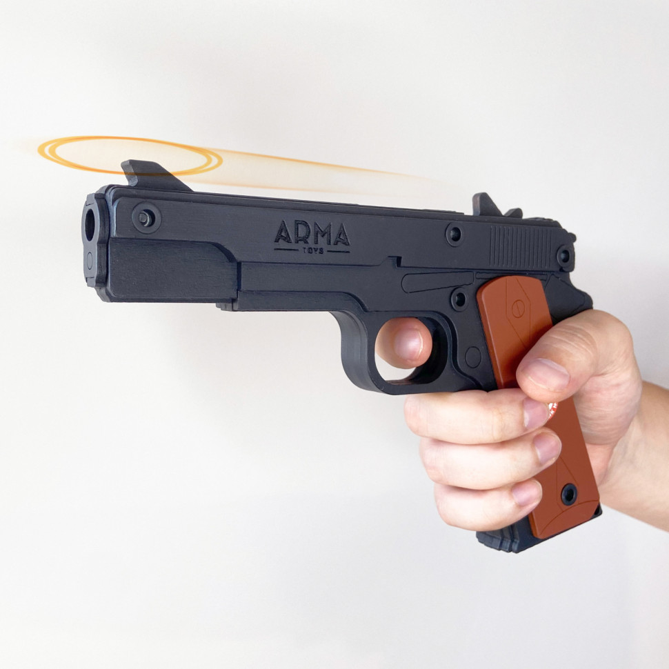 Игрушечный пистолет «Кольт» М1911: окрашенный, деревянный резинкострел от ARMA.TOYS